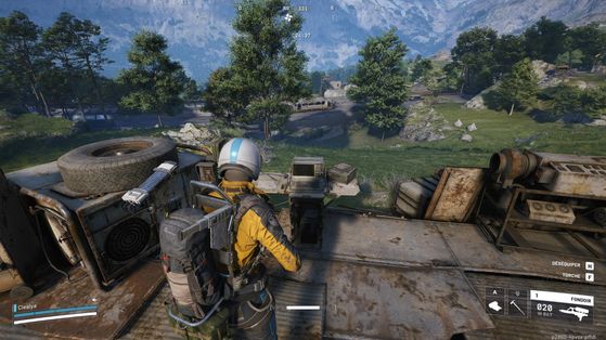 Квест "Первый опорный пункт" в ARC Raiders: маршрут и подводные камни 5 Маленький желтый терминал, с которым нужно взаимодействовать - ARC Raiders