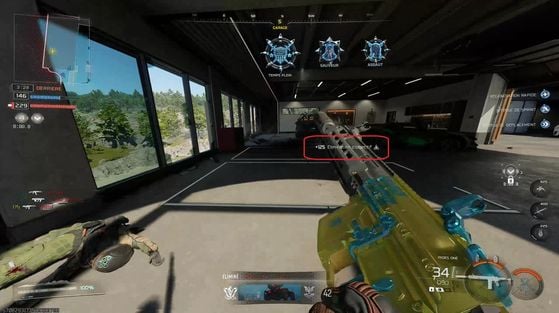 Как реально делать Objective Eliminations в Black Ops 7: гайд от практика 3 Кадр из Call of Duty: Black Ops 7 с отображением метки устранения цели